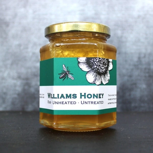 https-::williamshoneyfarm.com:product:comb-honey: